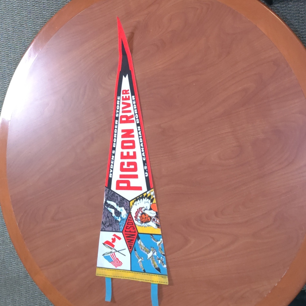 Vintage Pigeon River Minn. US Canadian Border 25" Felt Pennant Native American